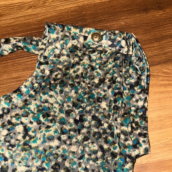 Chic Multicolor Sleeveless Top - Picture 2 of 8